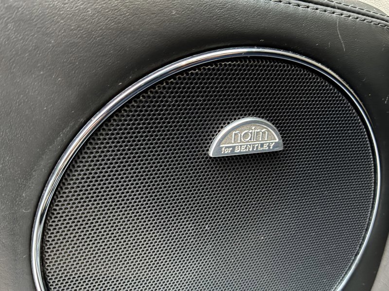 Used 2015 Bentley Flying Spur V8 image 22