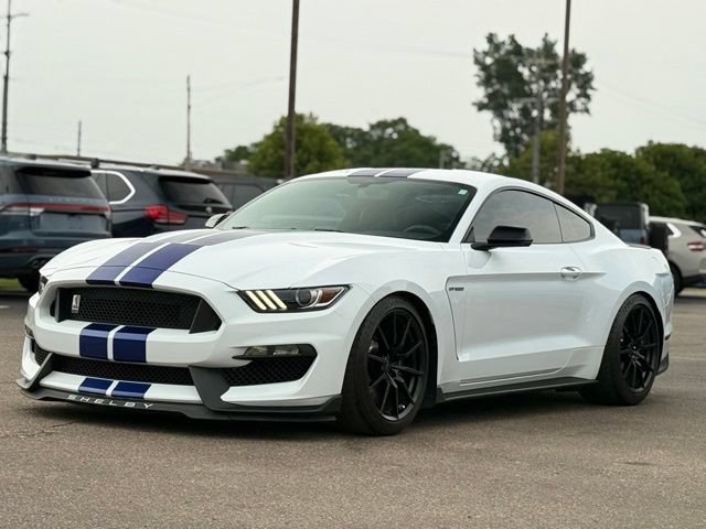 Used 2016 Ford Mustang Shelby GT350 w/ Technology Package RWD image 59