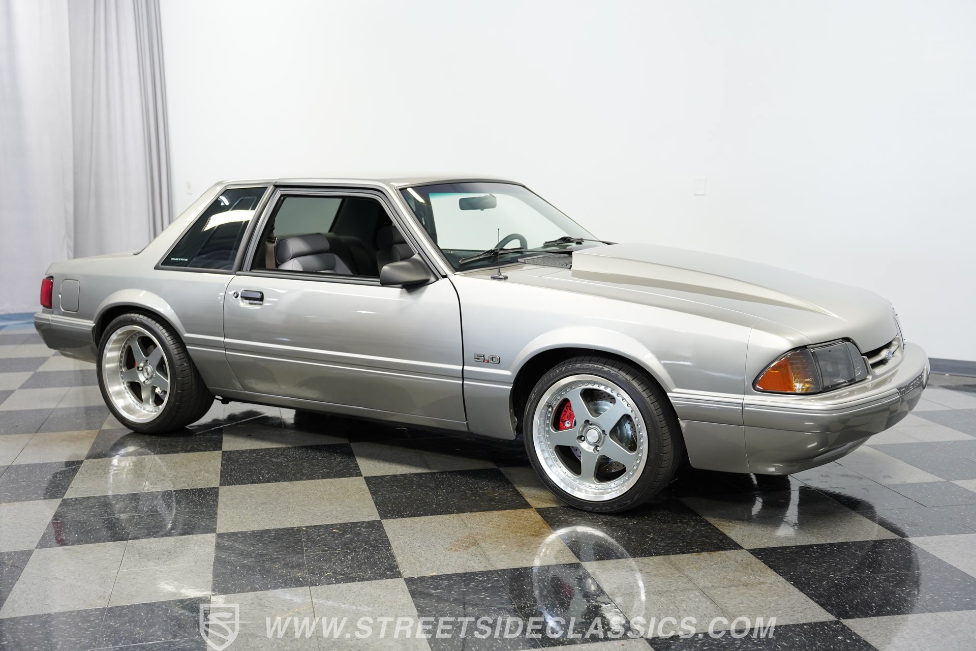 Used 1987 Ford Mustang LX RWD image 17