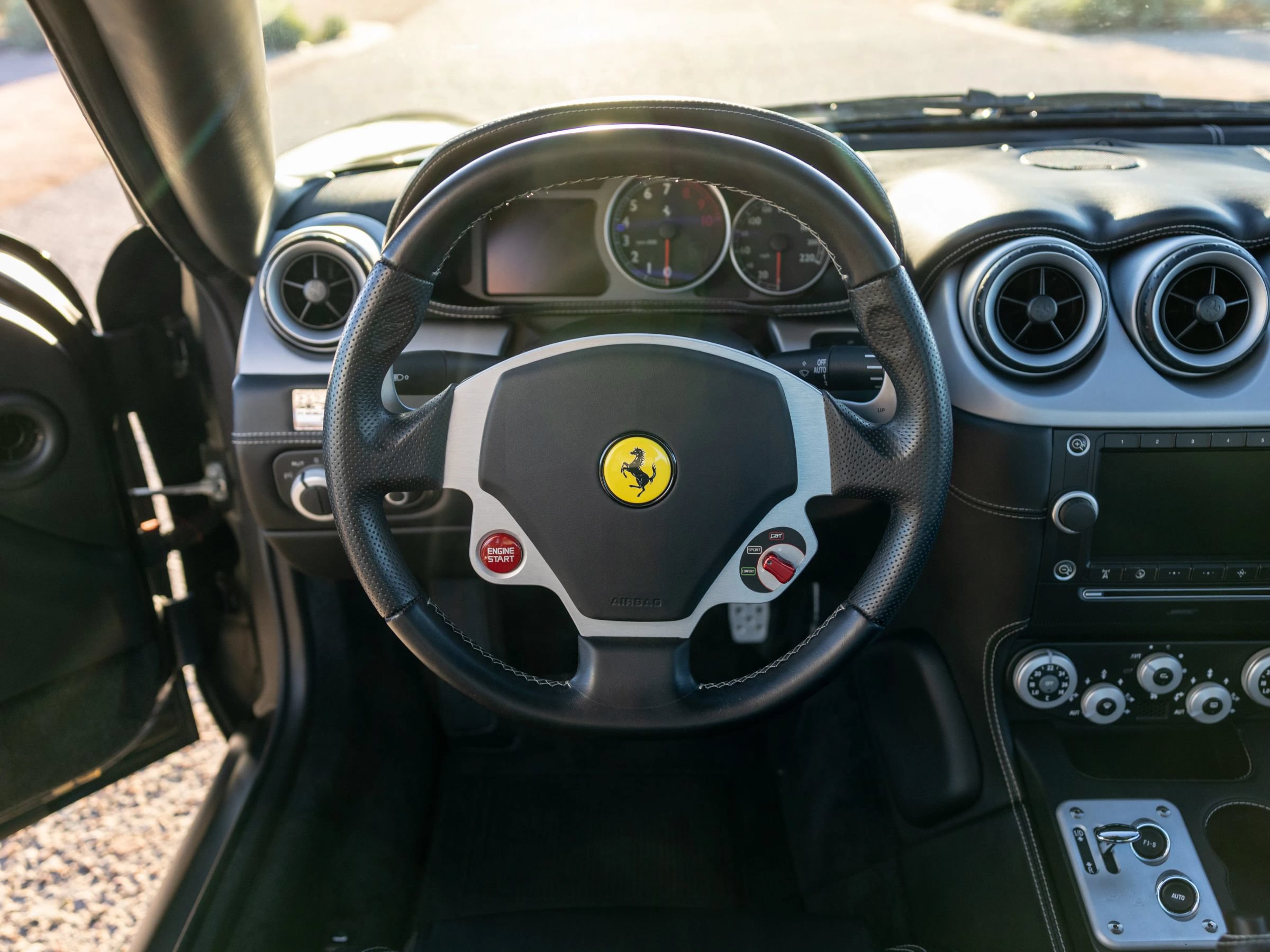 Used 2008 Ferrari 612 Scaglietti RWD image 19