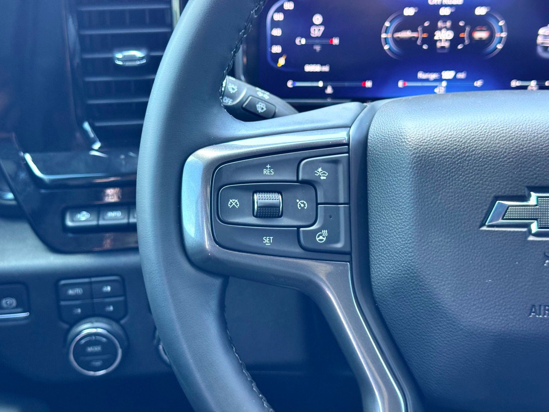 Used 2026 Chevrolet Silverado 2500 ZR2 w/ ZR2 Bison Edition image 26