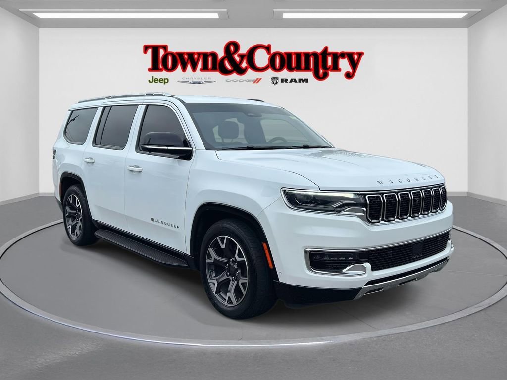 Used 2023 Jeep Wagoneer Series III w/ Convenience Group I image 1