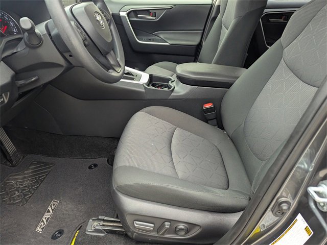 Used 2019 Toyota RAV4 XLE image 13