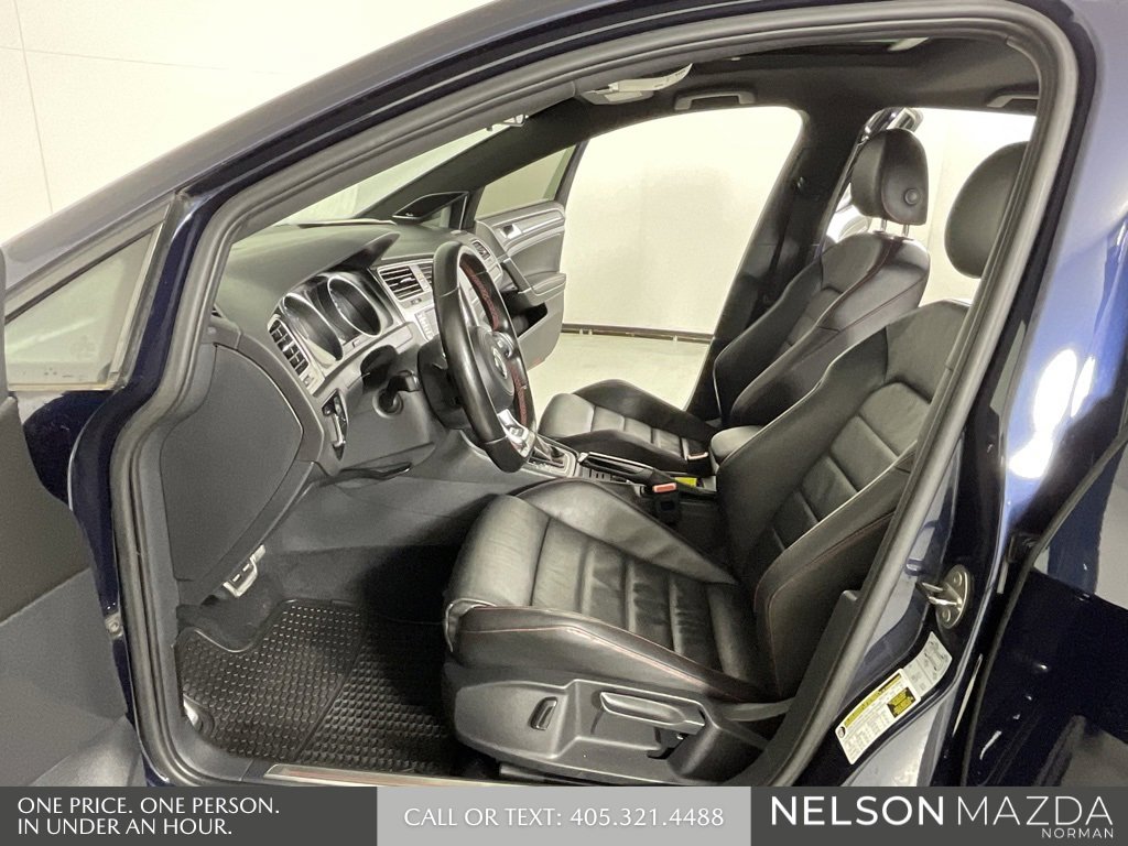 Used 2017 Volkswagen GTI SE image 11