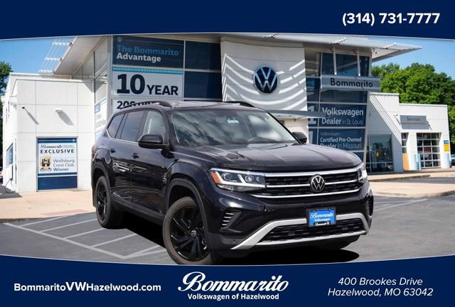 Used 2023 Volkswagen Atlas SE w/ Black Wheel Package image 1