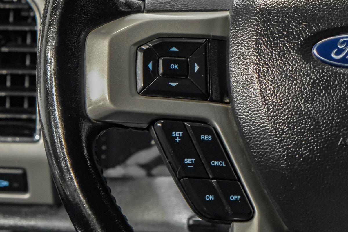Used 2022 Ford F350 Lariat w/ Lariat Value Package AWD/4WD image 17