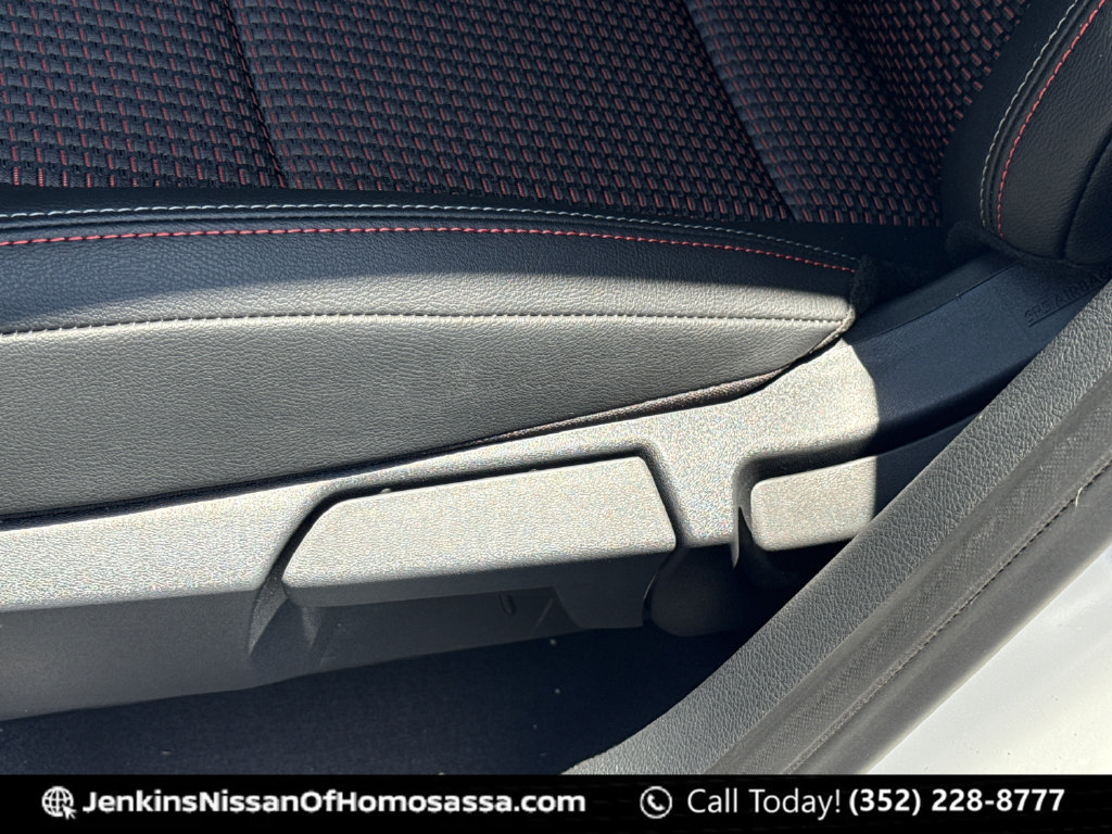 New 2026 Nissan Kicks SR FWD image 29