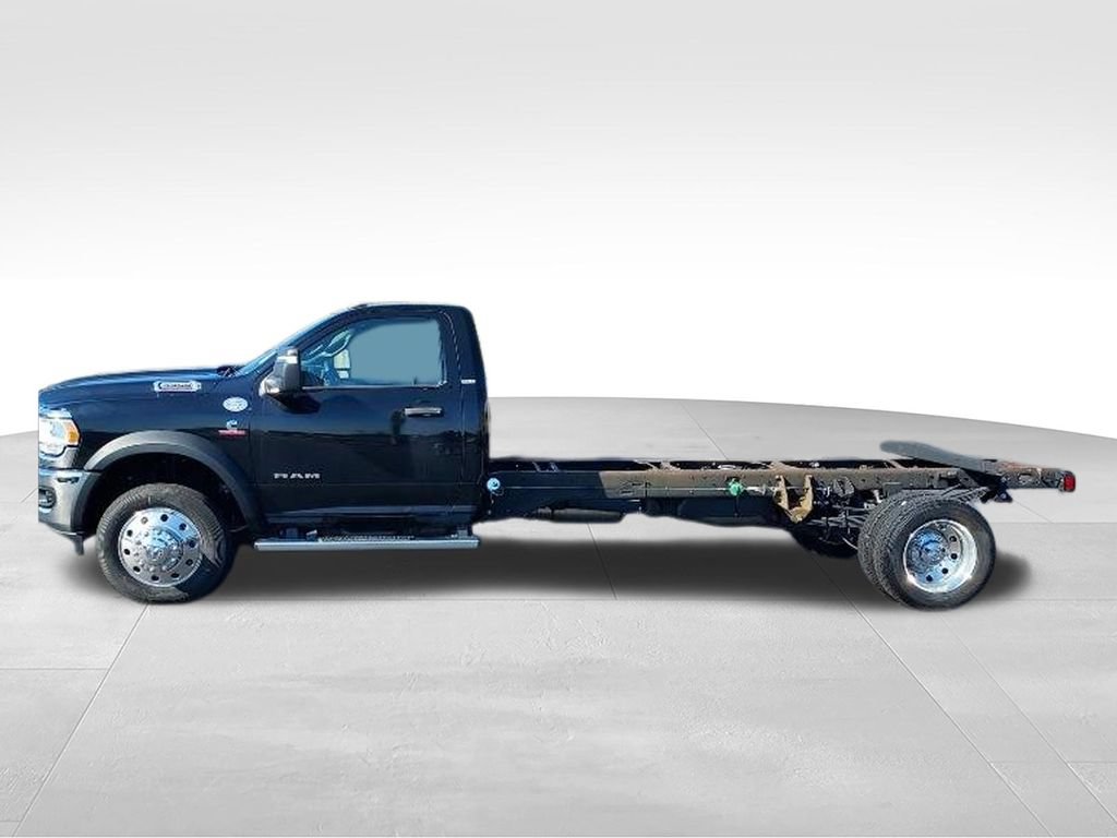 New 2024 RAM 5500 SLT w/ Quick Order Package 2YG SLT AWD/4WD image 3