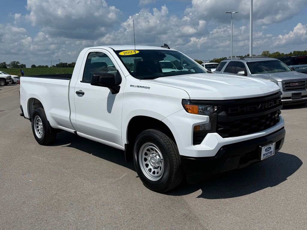 Used 2024 Chevrolet Silverado 1500 W/T image 2