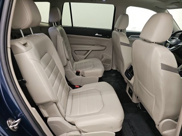 Used 2023 Volkswagen Atlas SEL Premium AWD/4WD image 38