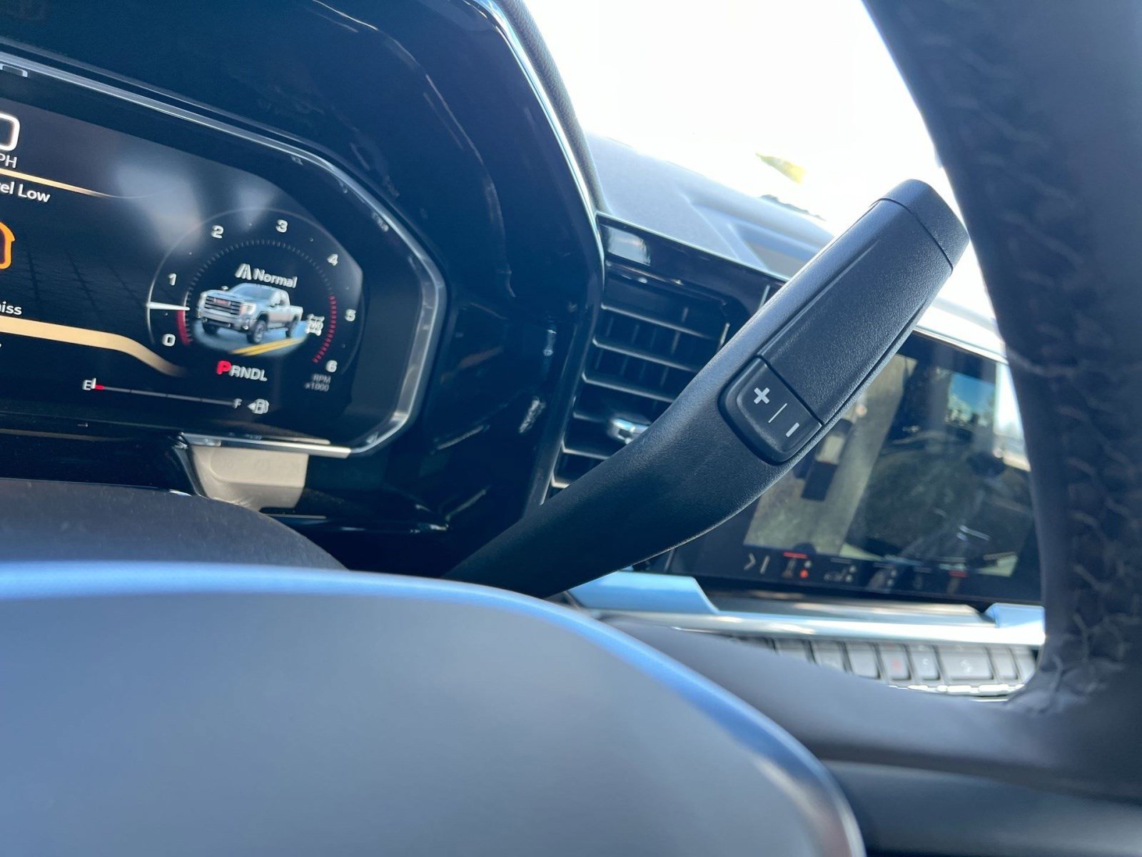 New 2026 GMC Sierra 2500 SLT w/ SLT Premium Package image 20