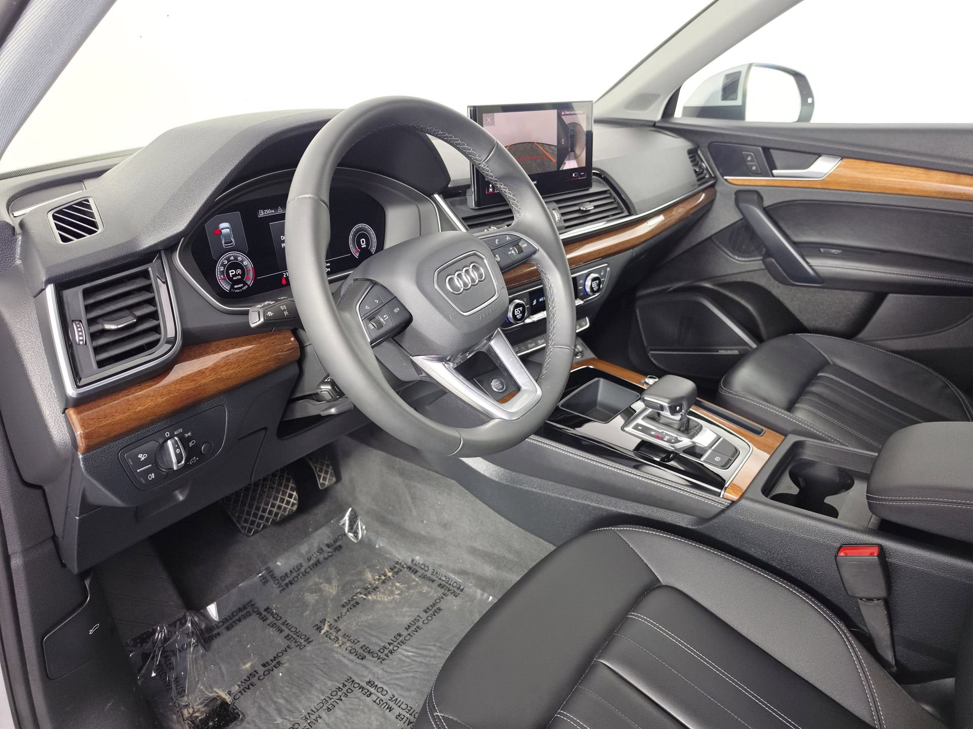 Used 2023 Audi Q5 2.0T Premium Plus w/ Premium Plus Package AWD/4WD image 15