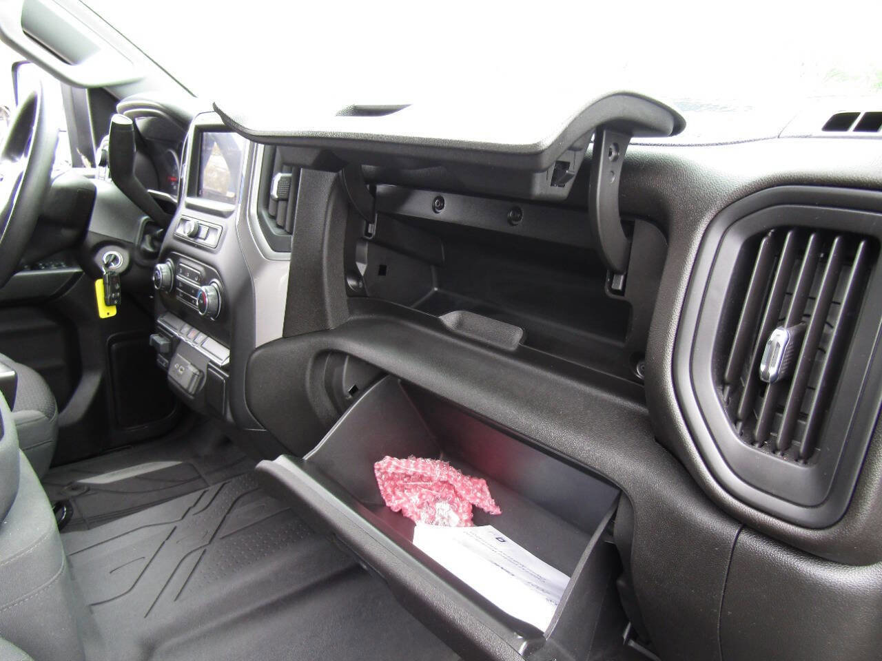 Used 2021 Chevrolet Silverado 2500 Custom w/ Custom Value Package AWD/4WD image 27