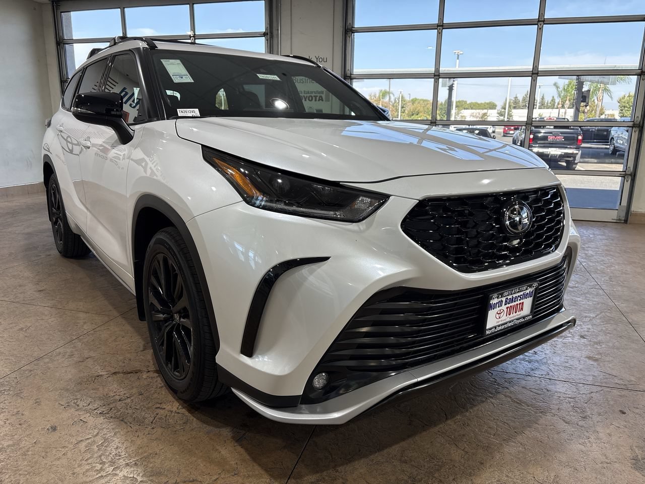 New 2026 Toyota Highlander XSE AWD/4WD image 4