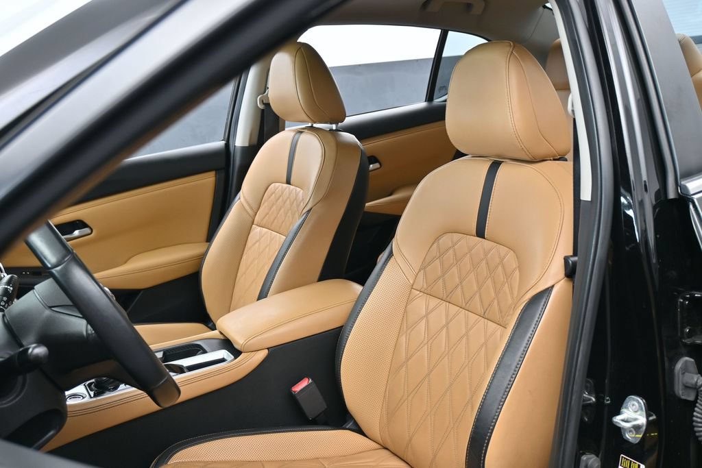 Used 2023 Nissan Sentra SV w/ SV Premium Package FWD image 10
