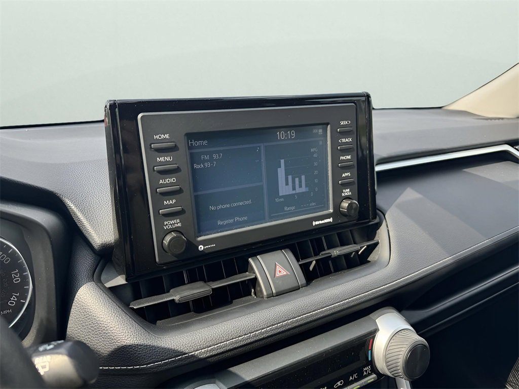 Used 2022 Toyota RAV4 LE image 13