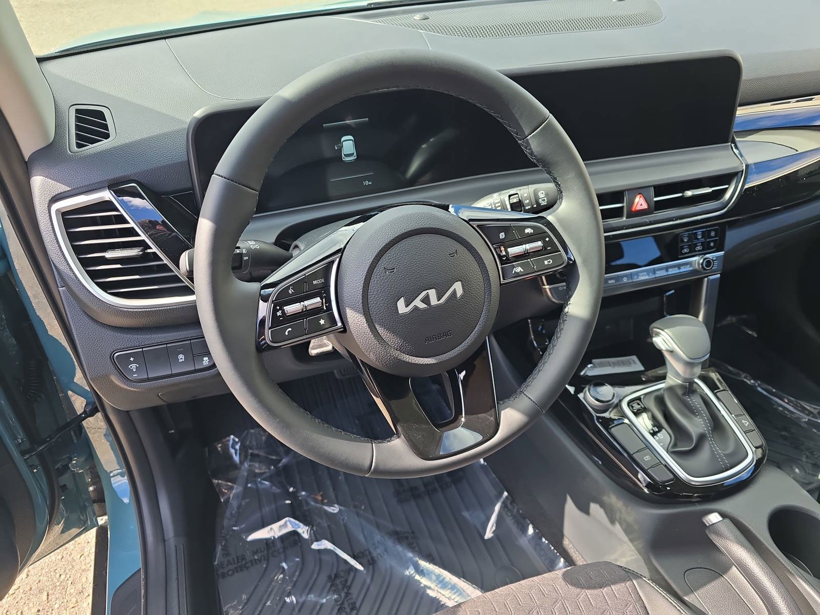 New 2026 Kia Seltos S FWD image 18