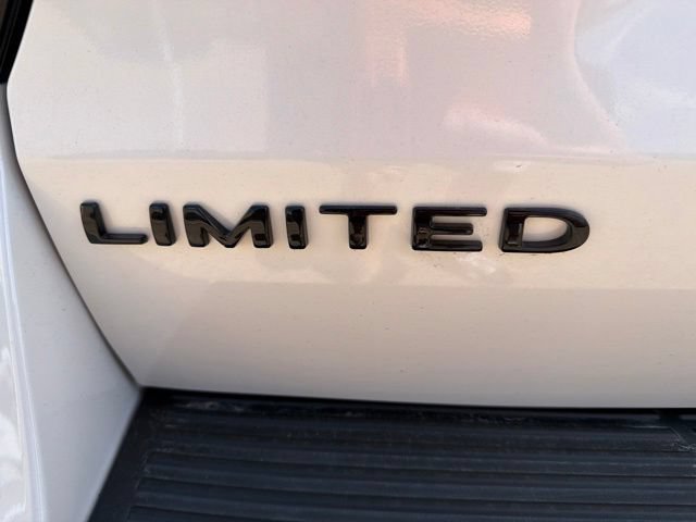 Used 2019 Ford Expedition Limited w/ Equipment Group 303A RWD image 13