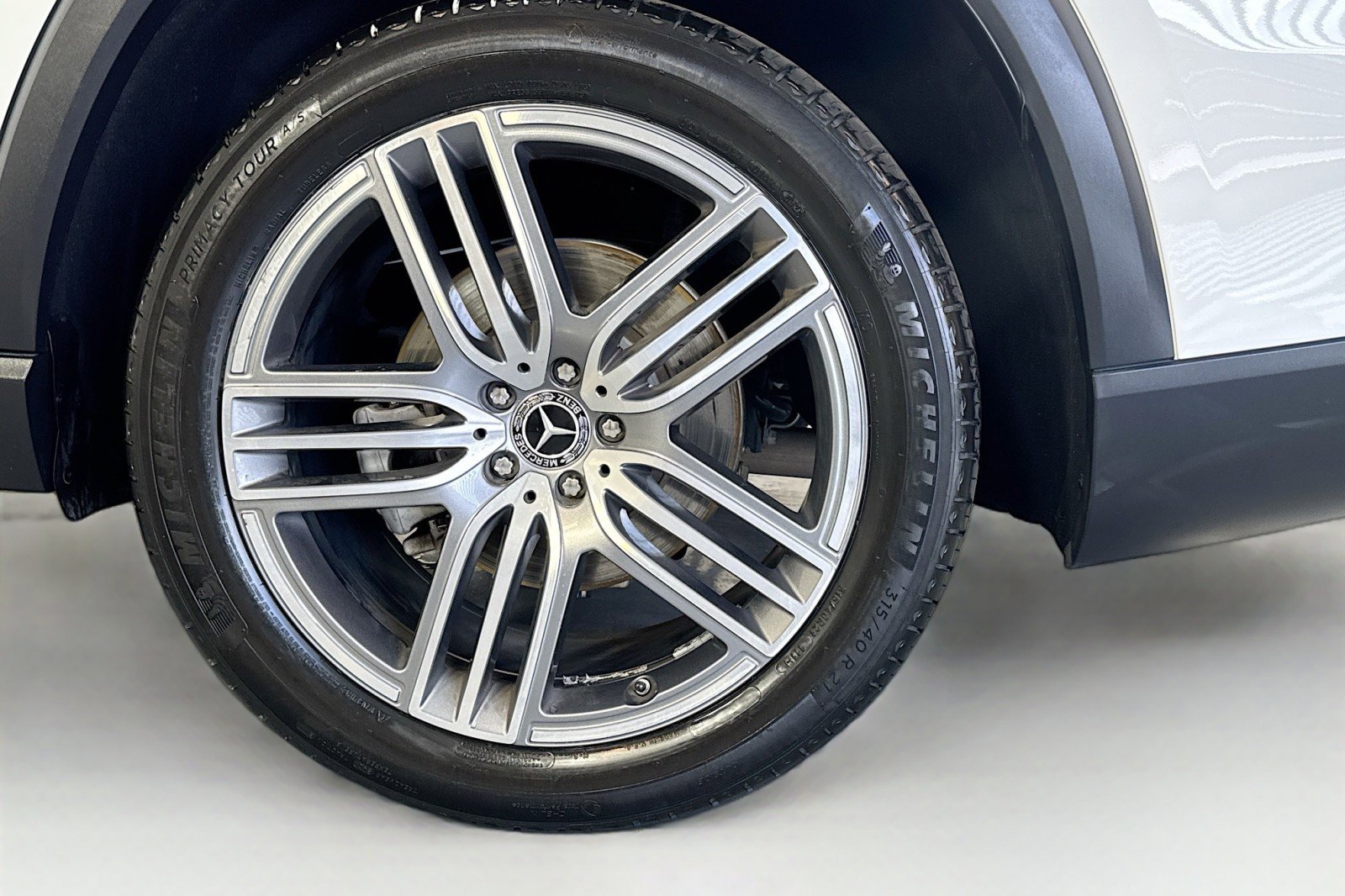 Used 2022 Mercedes-Benz GLS 450 4MATIC image 30