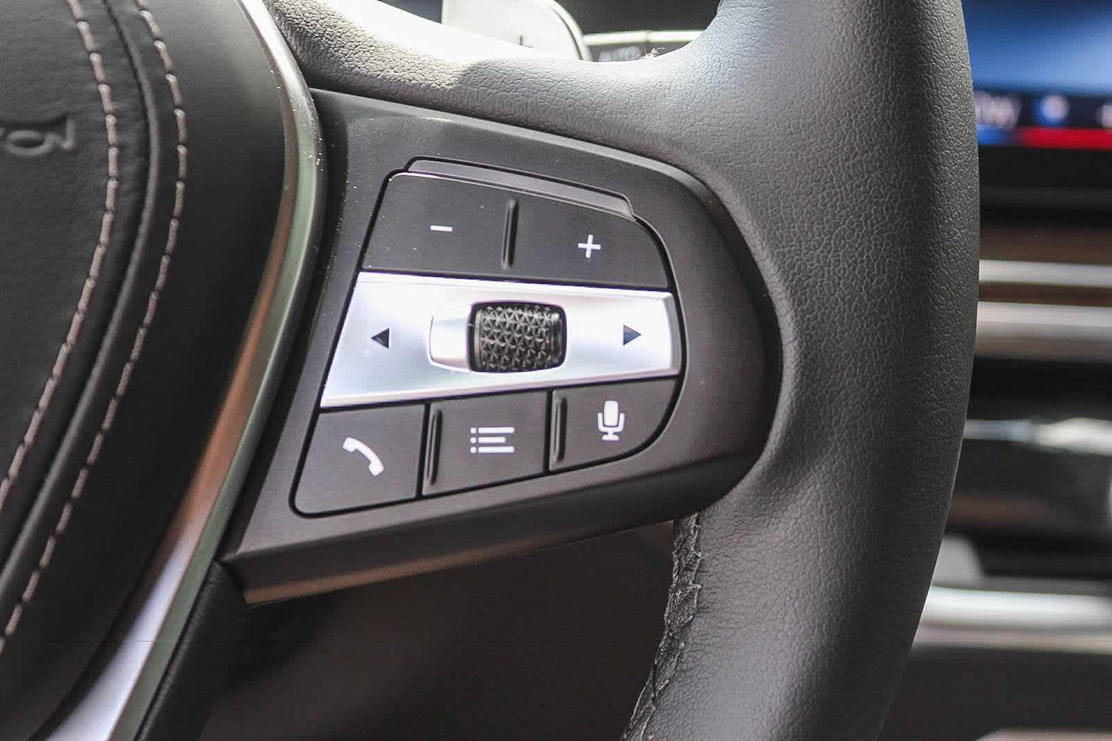 Used 2026 BMW X5 xDrive40i AWD/4WD image 23