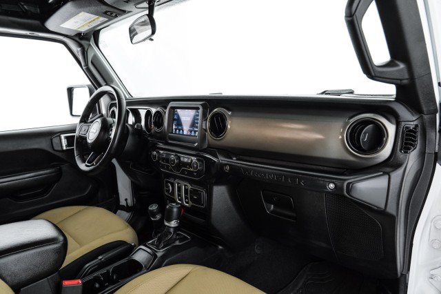 Used 2019 Jeep Wrangler Sport AWD/4WD image 10