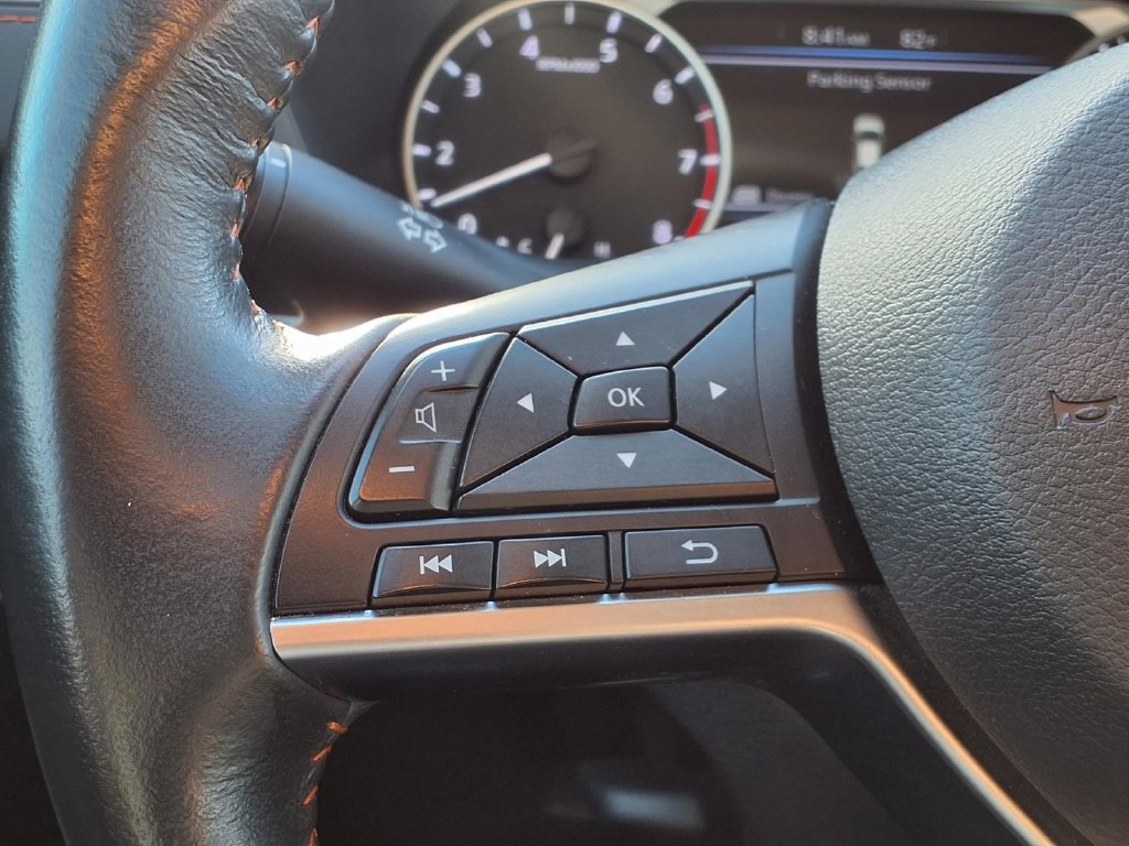 Used 2024 Nissan Sentra SR FWD image 14