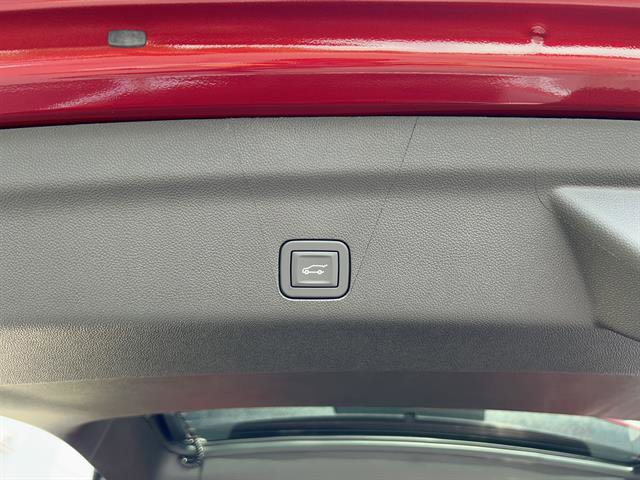 New 2025 Chevrolet Tahoe High Country image 12