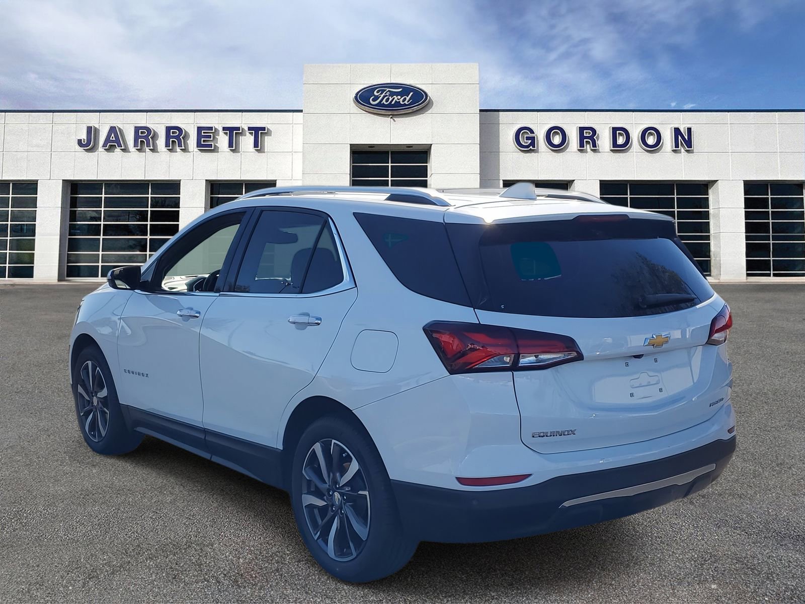 Used 2022 Chevrolet Equinox Premier image 3