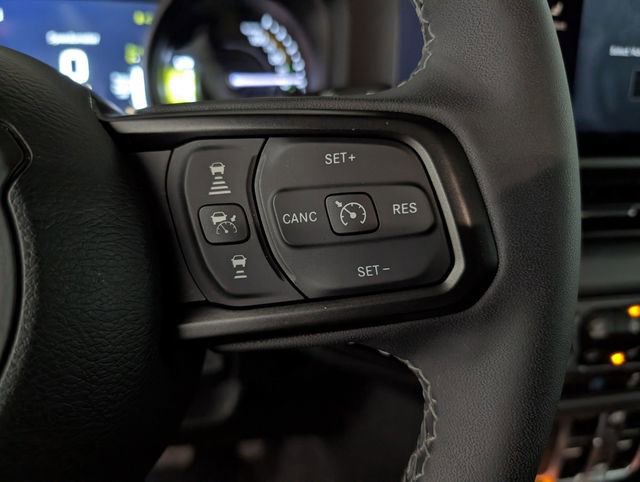 Used 2025 Jeep Wrangler Unlimited Rubicon 4xe w/ Safety Group AWD/4WD image 16