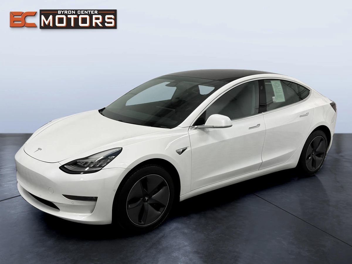 Used 2019 Tesla Model 3 Standard Range Plus RWD image 1