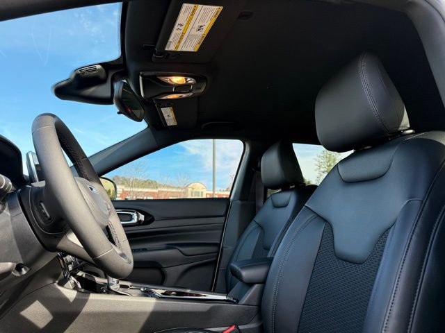 New 2026 Jeep Compass Latitude image 27