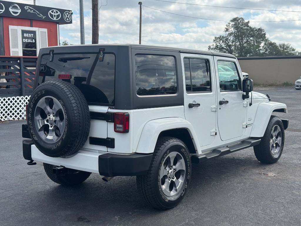 Used 2016 Jeep Wrangler Unlimited Sahara w/ Connectivity Group image 5