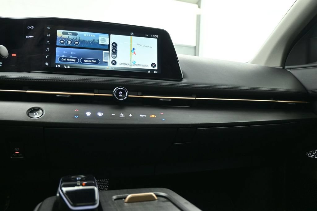 Used 2024 Nissan Ariya FWD image 18