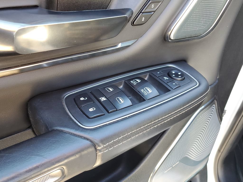 Used 2019 RAM 1500 Limited AWD/4WD image 16