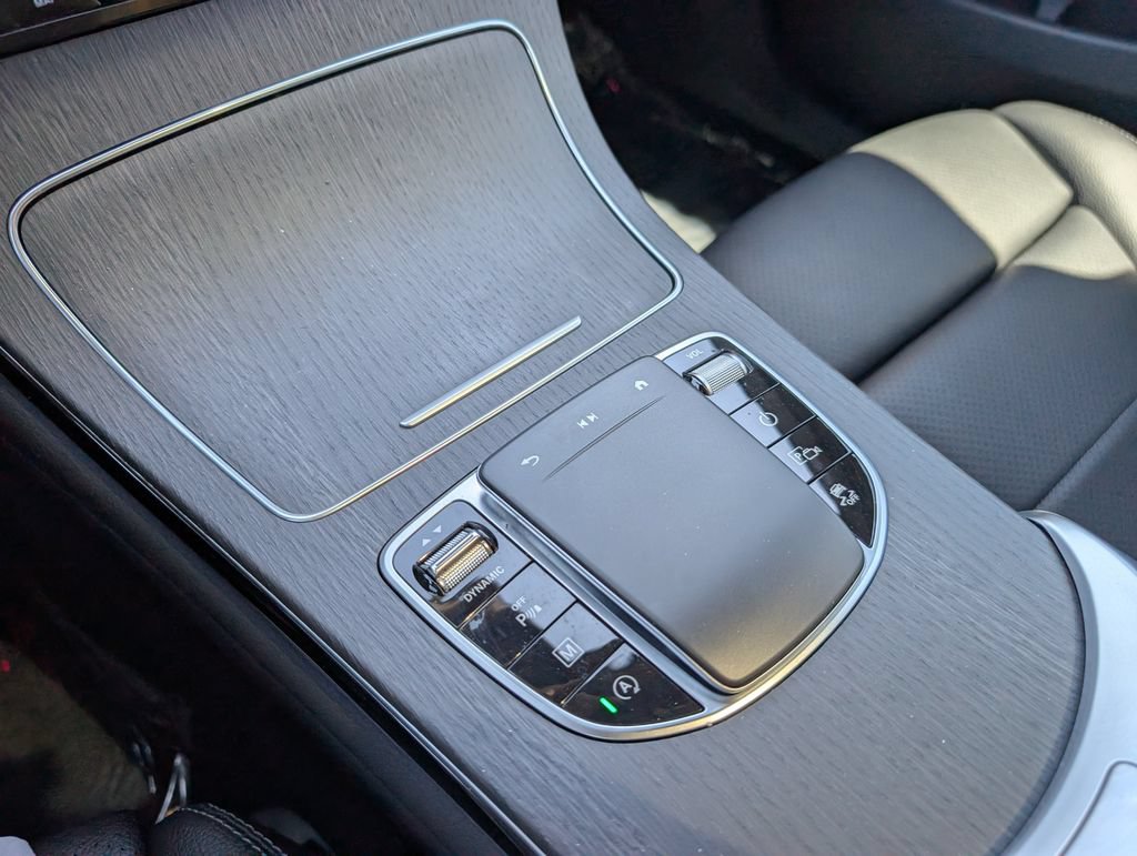 Certified 2022 Mercedes-Benz GLC 300 image 17
