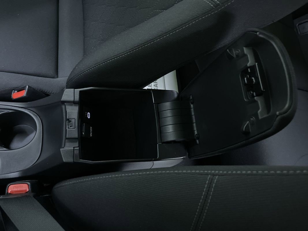 Used 2025 Toyota Corolla LE image 25