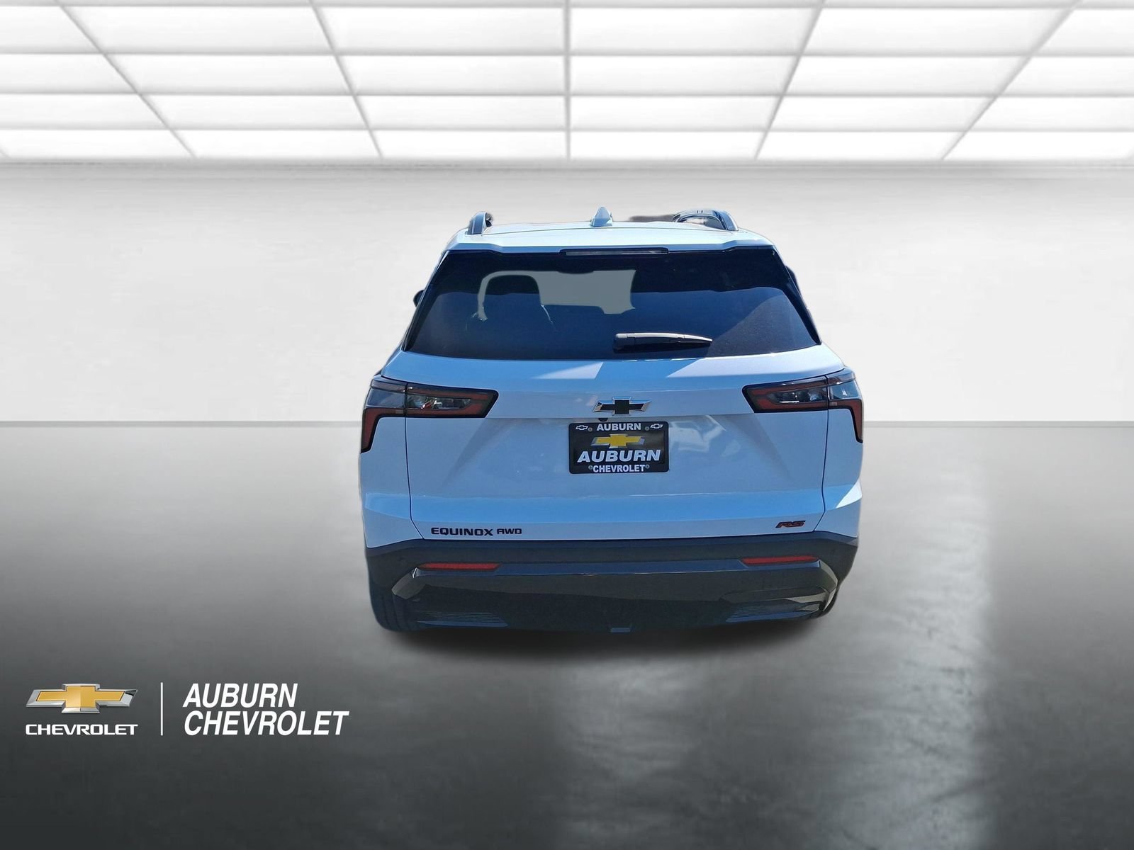 New 2027 Chevrolet Equinox RS w/ LPO, Floor Liner Package AWD/4WD image 4