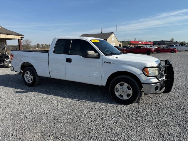 Used 2014 Ford F150 XLT w/ Trailer Tow Package RWD image 2