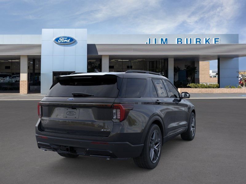 New 2026 Ford Explorer ST-Line w/ ST-Line Street Pack image 8