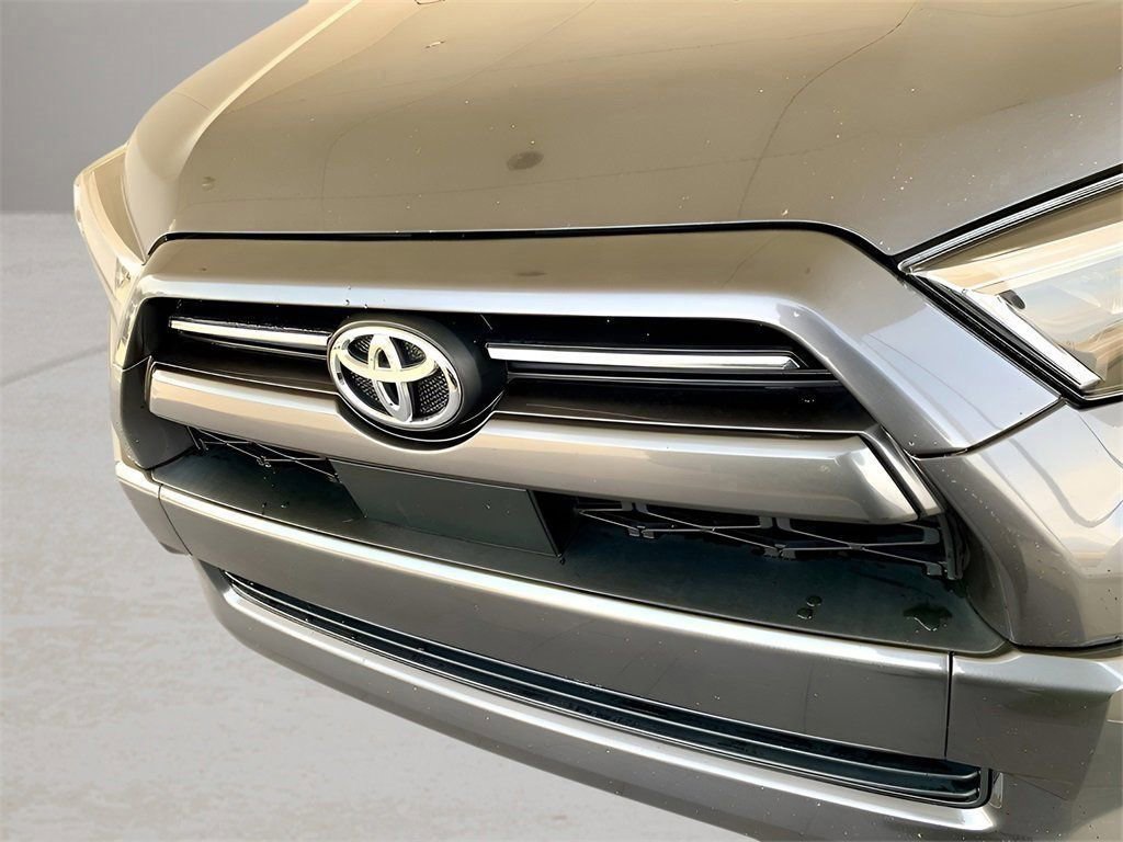 Used 2023 Toyota 4Runner TRD Sport image 2