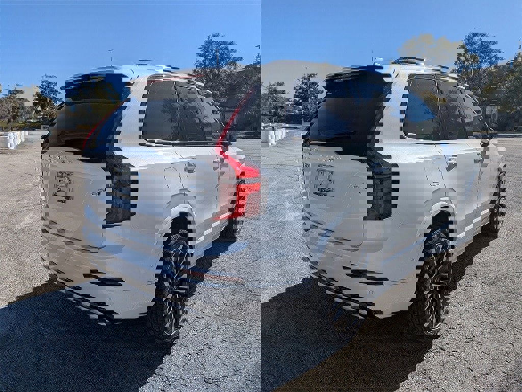New 2026 Volvo XC90 B6 Ultra w/ Protection Package Premier image 6