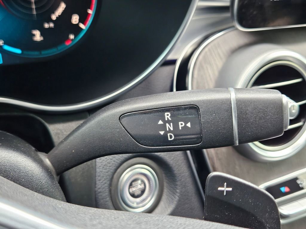 Used 2022 Mercedes-Benz GLC 300 4MATIC image 9