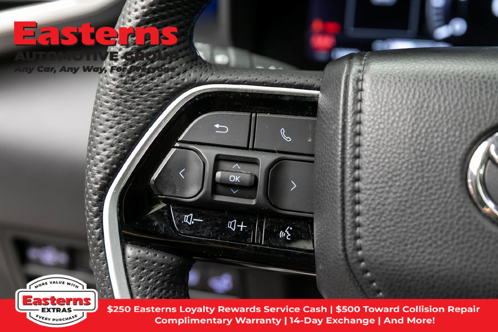 Used 2023 Toyota Tundra Platinum AWD/4WD image 17