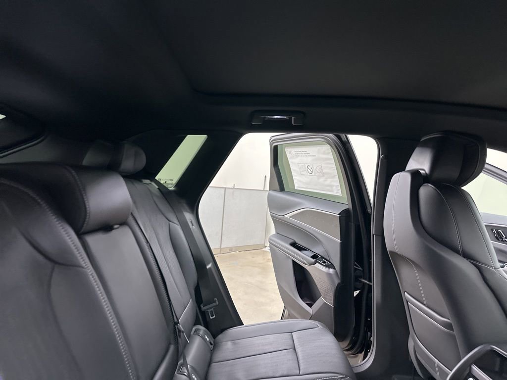 New 2026 Cadillac Lyriq Luxury image 23