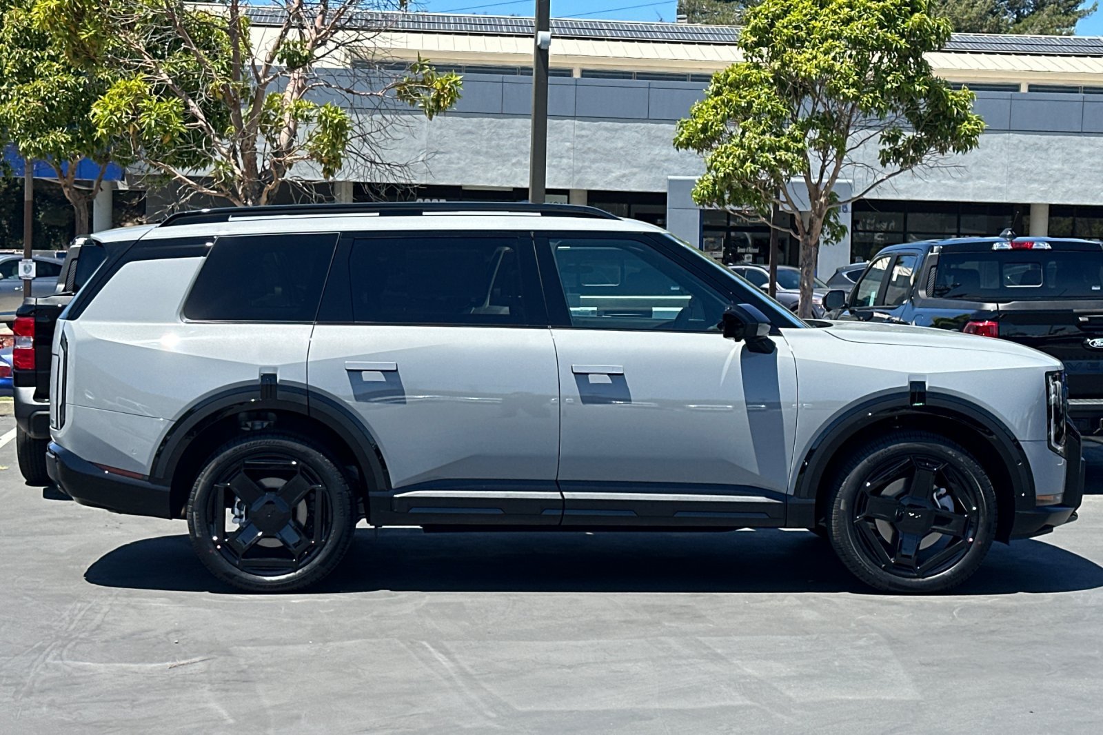 New 2027 Kia Telluride SX X-Line w/ Towing Package AWD/4WD image 3