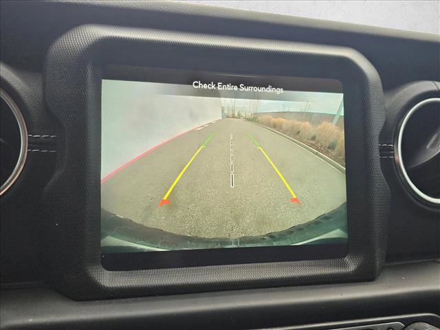 Used 2022 Jeep Wrangler Unlimited Sahara image 26