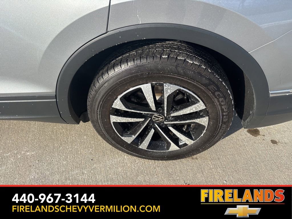 Used 2024 Volkswagen Tiguan S image 50