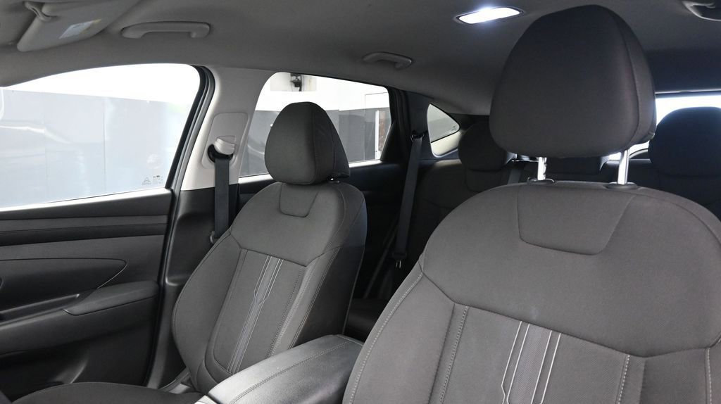 Used 2025 Hyundai Tucson SEL FWD image 25