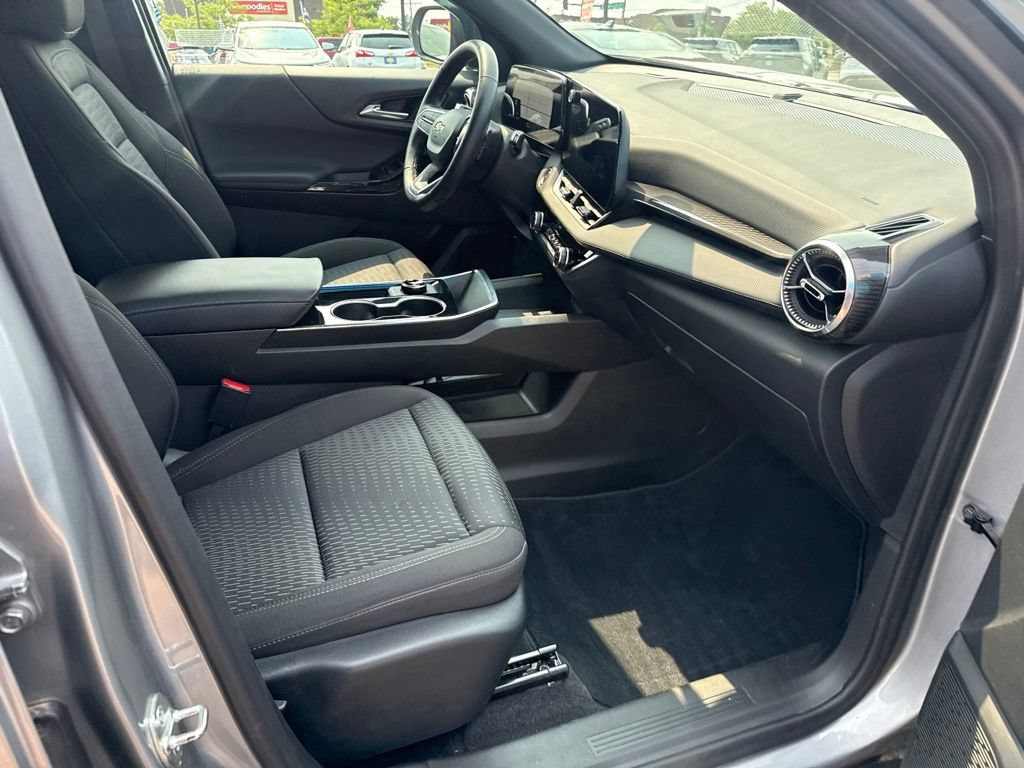 Certified 2026 Chevrolet Equinox LT AWD/4WD image 37