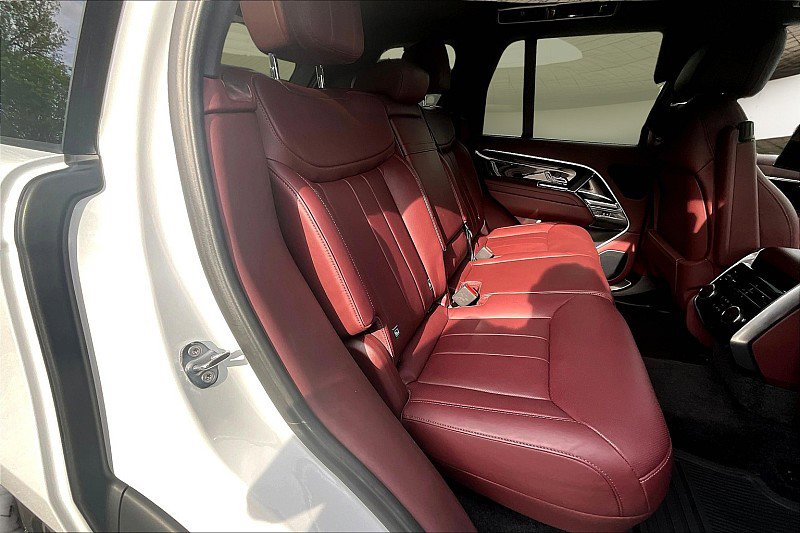 Used 2023 Land Rover Range Rover SE image 29